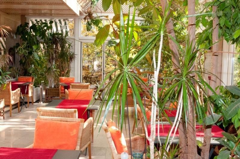 Hostellerie De La Vendee Lancy Интерьер фото