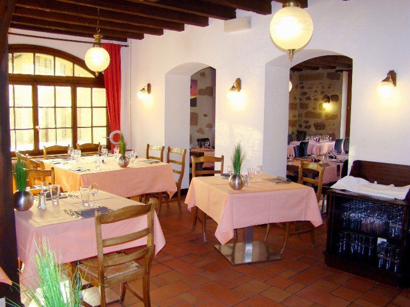 Hostellerie De La Vendee Lancy Ресторан фото