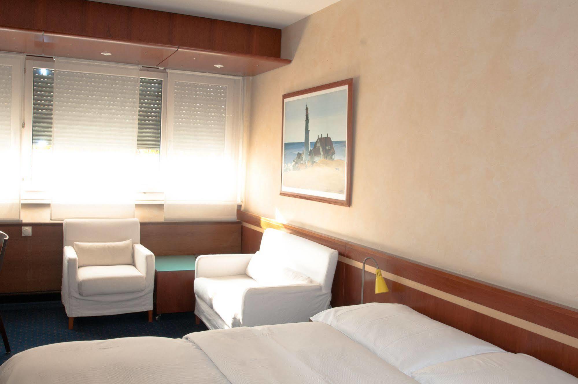 Hostellerie De La Vendee Lancy Экстерьер фото