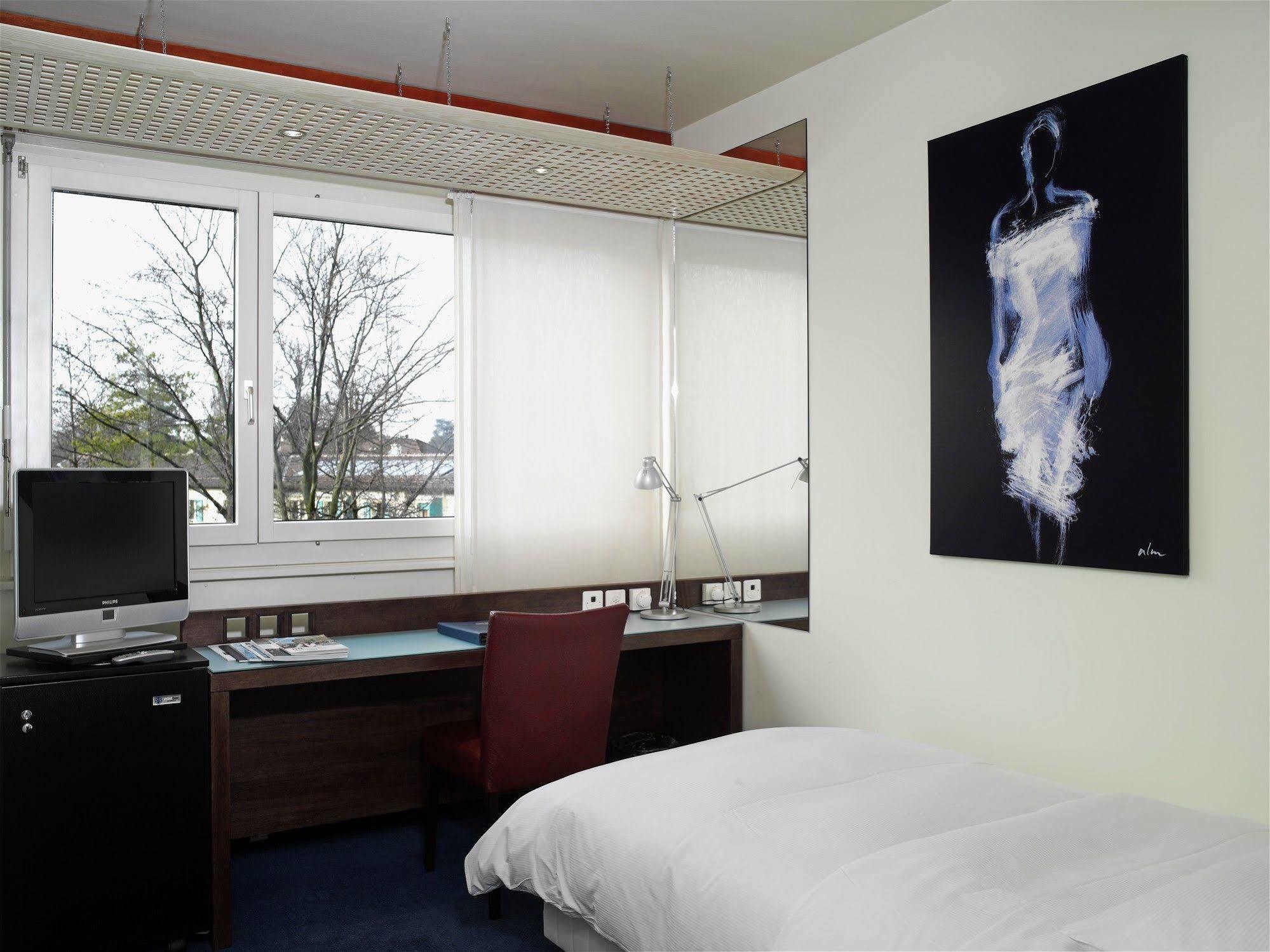 Hostellerie De La Vendee Lancy Экстерьер фото